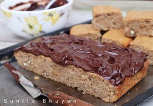 Whole wheat banana, ginger and walnut cake