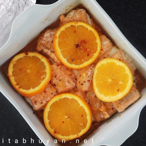 Orange salmon bake