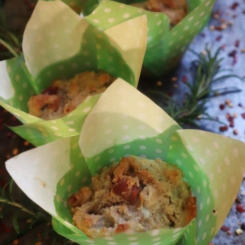 Bacon, rosemary and cheese muffins