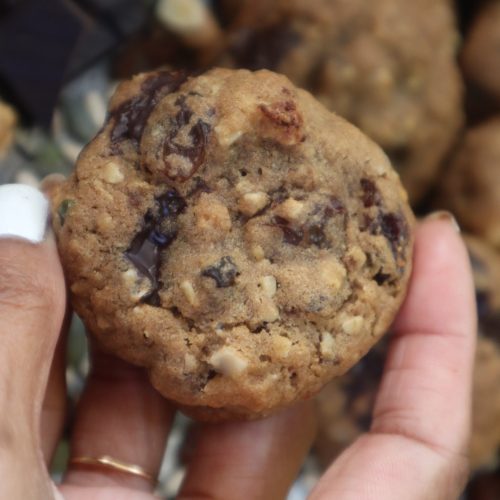 Oats / wholewheat fruit, nut and chocolate chip cookies