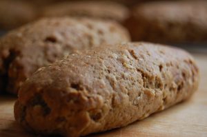 Wholewheat, oats and fig bars