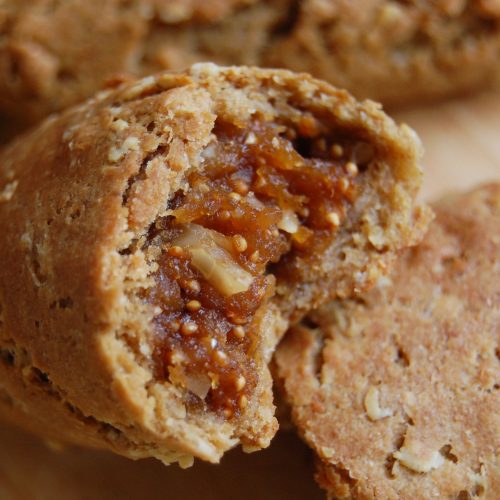 Wholewheat, oats and fig bars